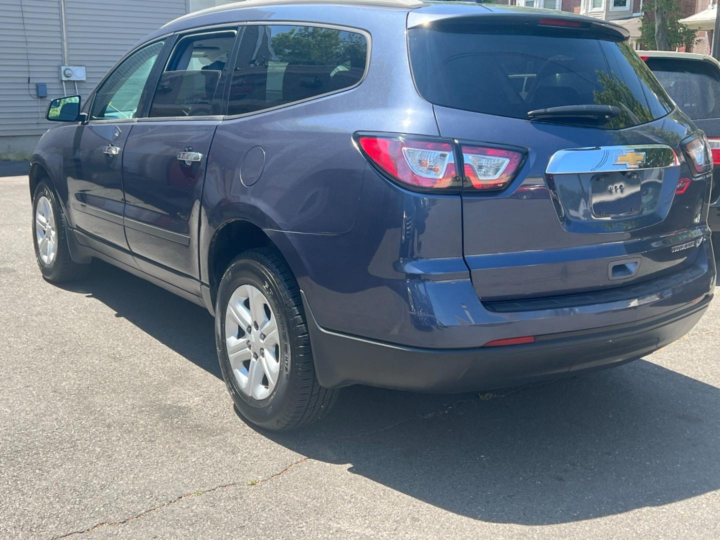 2013 Blue /gray Chevrolet Traverse (1GNKRFED4DJ) , located at 1018 Brunswick Ave, Trenton, NJ, 08638, (609) 989-0900, 40.240086, -74.748085 - Photo#9